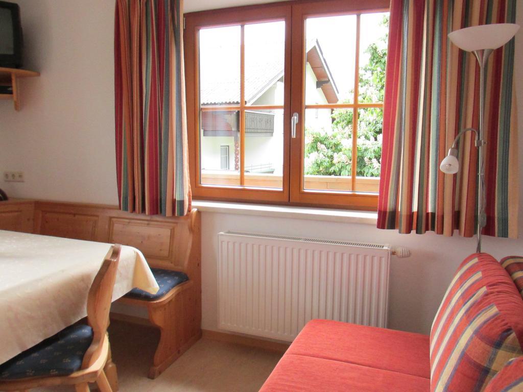 Appartement Zum Roessl Ramsau am Dachstein Δωμάτιο φωτογραφία